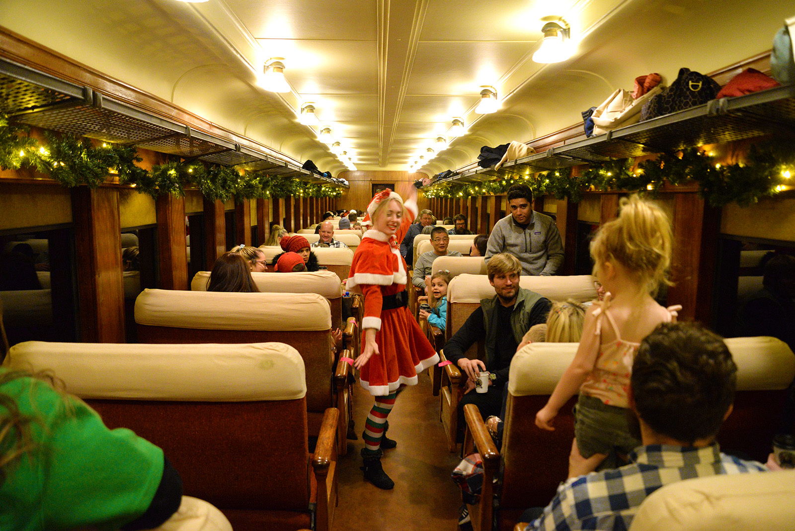 802 Beautiful Vintage Coach